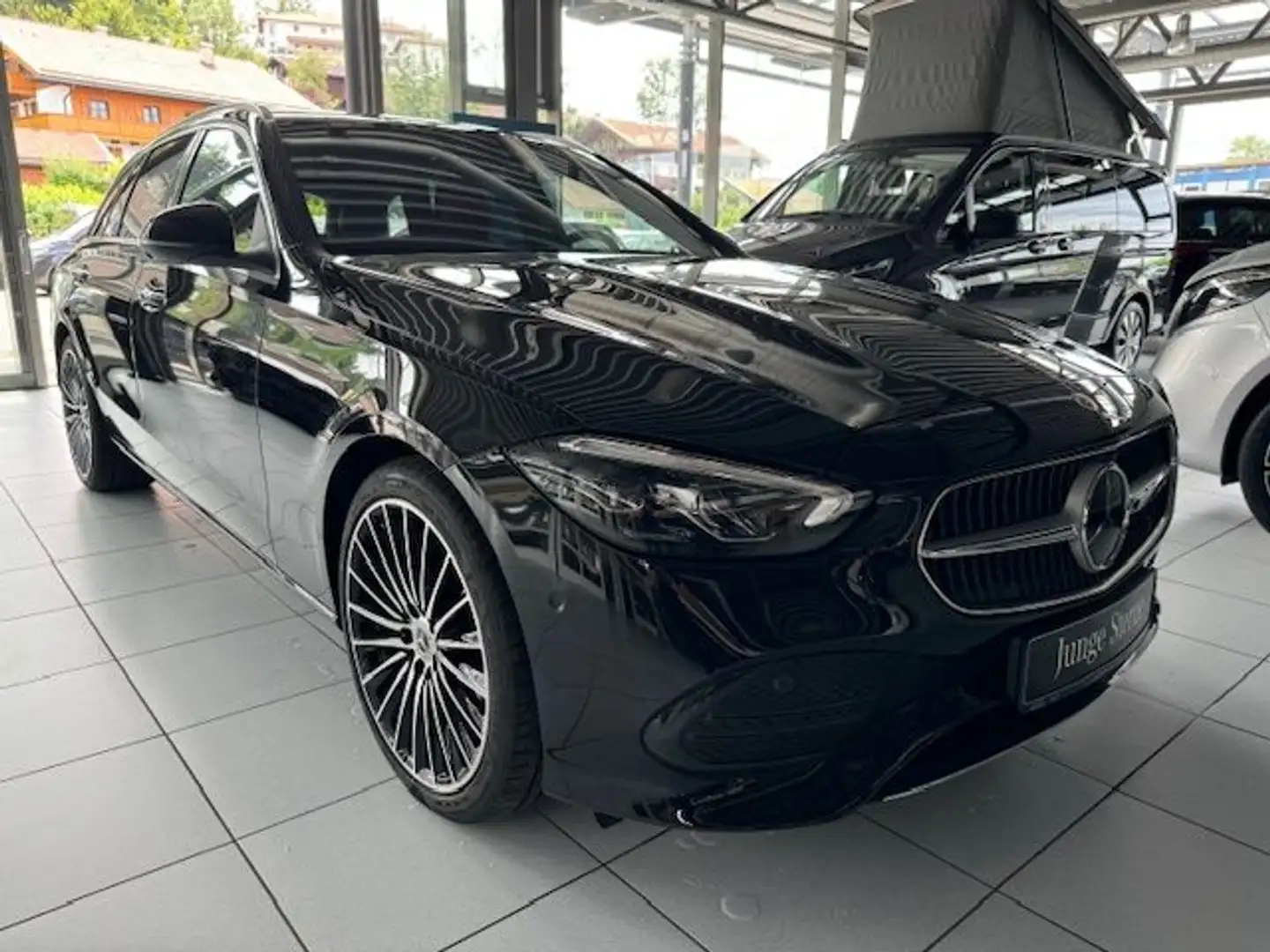 Mercedes-Benz C 200 T AMG SHZ Hinten 360° High-End NAPPA Braun Zwart - 2