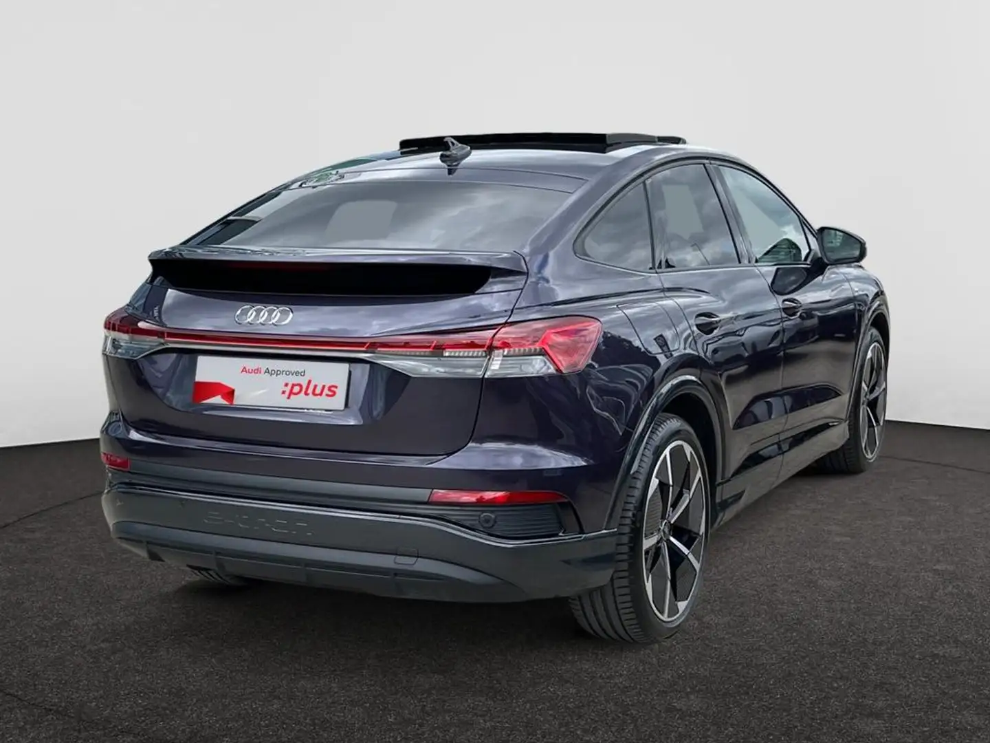Audi Q4 e-tron ack e-tron S-LINE*DIRECTIEWAGEN*286pk*PANO*CAMERA* Grijs - 2