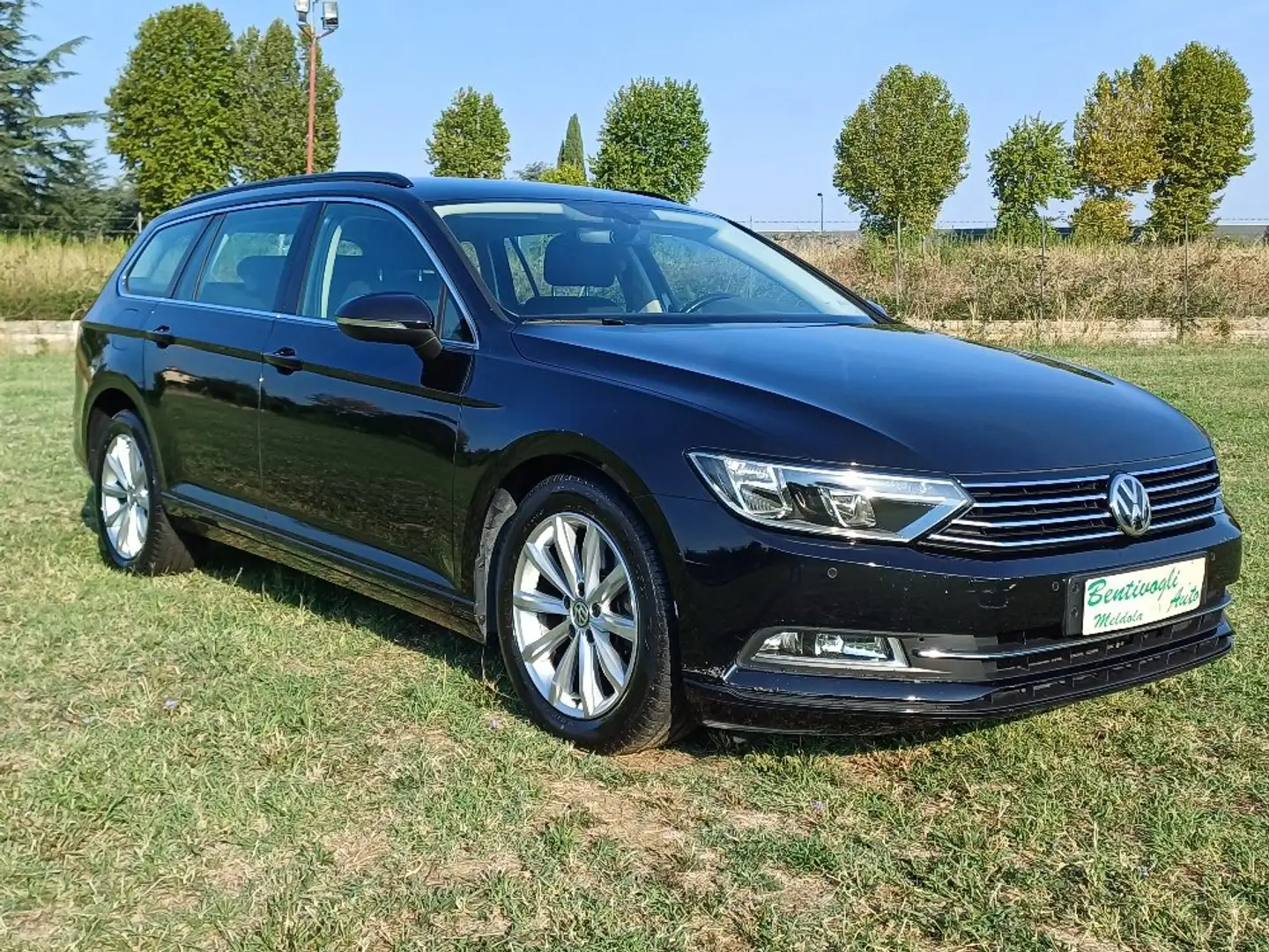 Volkswagen Passat Variant Passat Variant 2.0 tdi Business  150cv Nero - 1