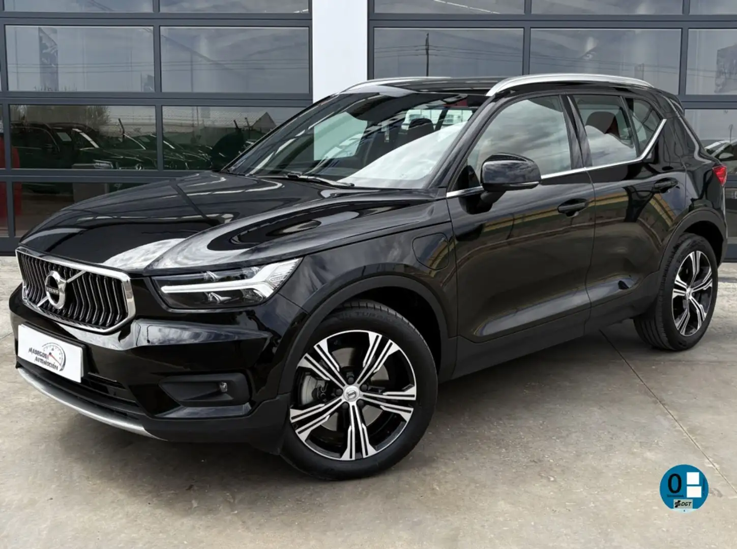 Volvo XC40 T5 Recharge Inscription Aut. Zwart - 1