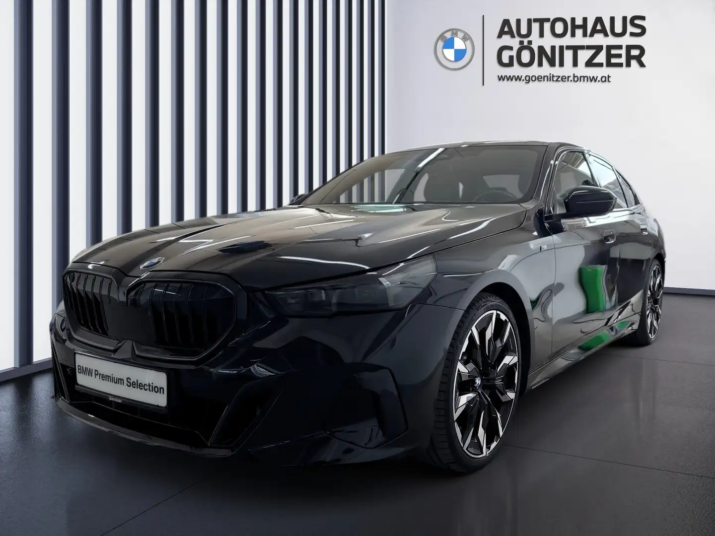 BMW 520 d xDrive Schwarz - 1