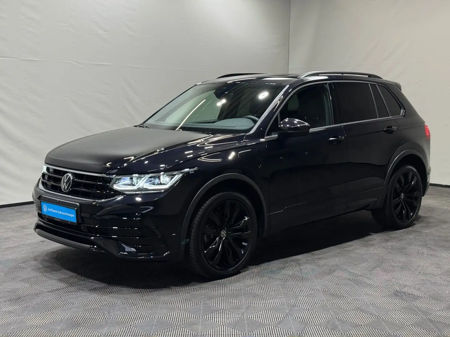 Volkswagen Tiguan R-Line 1.4 TSI eHybrid | MATRIX NAVI PANO Noir - 2