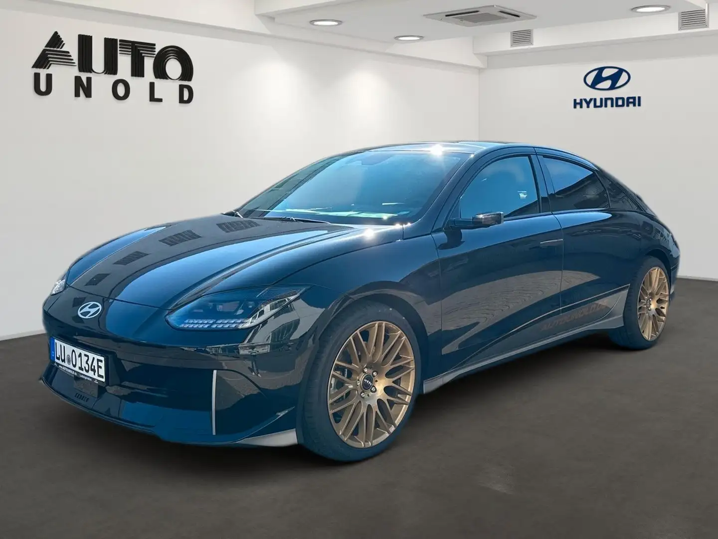 Hyundai IONIQ 6 77,4 kWh UNIQ, dig Außenspiegel, Pano Bleu - 1