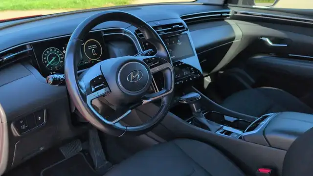 Hyundai Tucson view 8