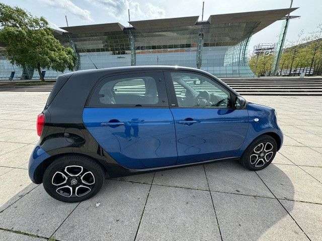 smart forFour 52kW Autom/Rechtslenker Right Hand driv
