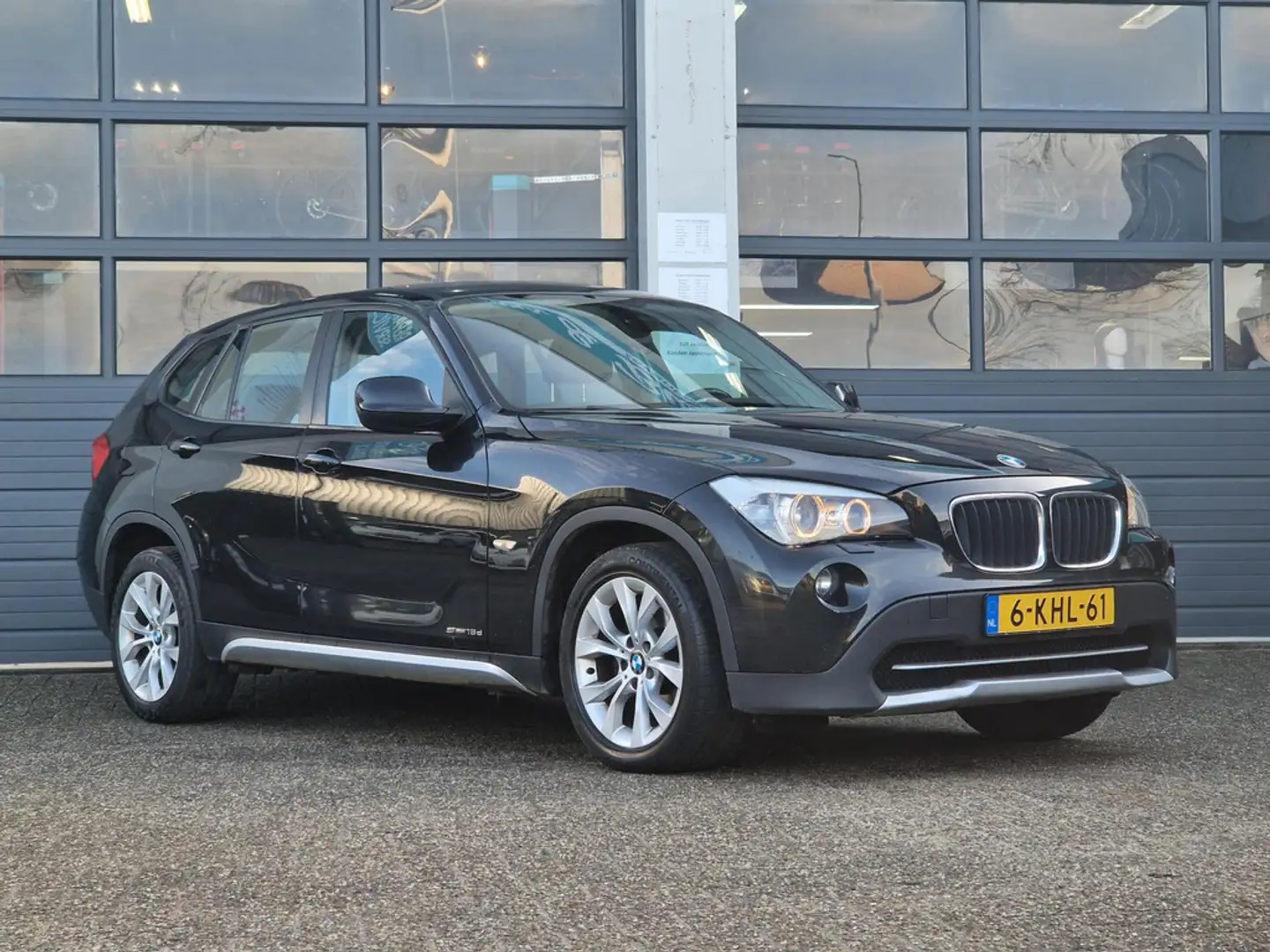 BMW X1 SDrive18d Executive S-drive dealer onderhouden Negro - 2
