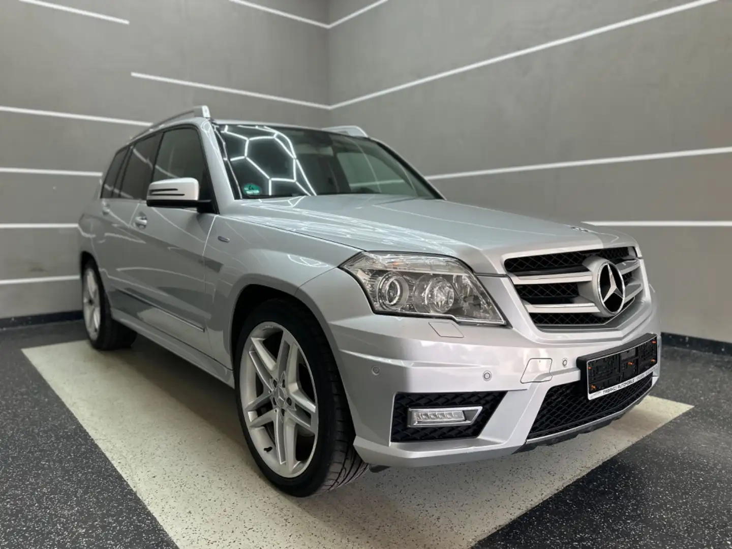 Mercedes-Benz GLK 220 CDI BlueEfficiency 4Matic AMG LINE SPORT Zilver - 2