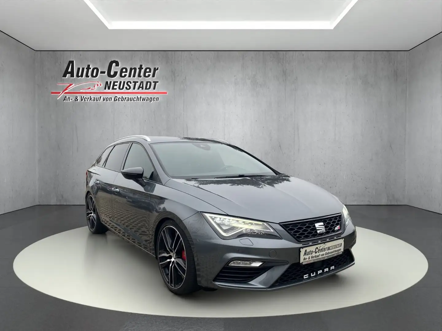 SEAT Leon ST Cupra 300 ACC/LED/DAB+/SOUND-S Grau - 1