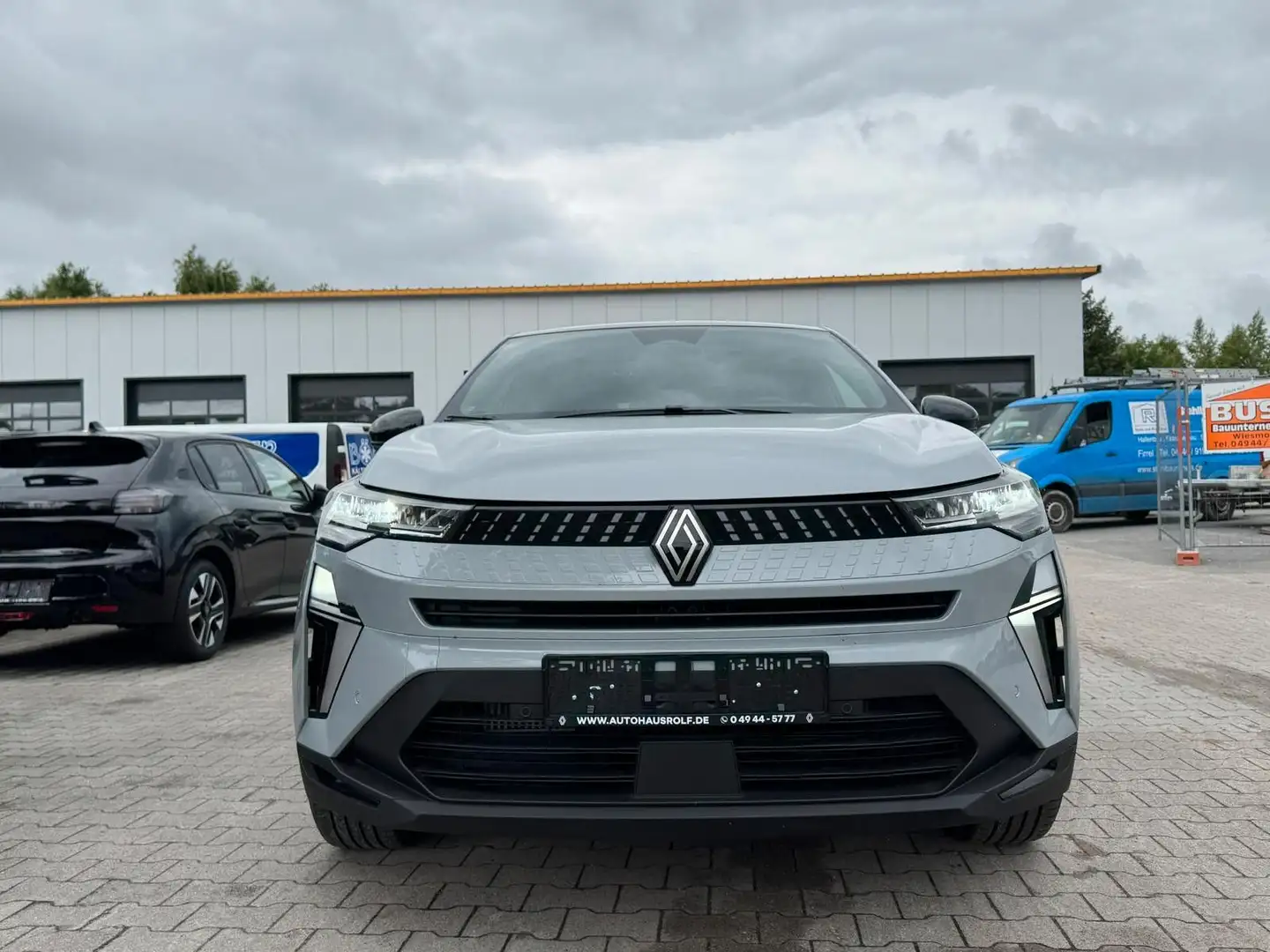 Renault Captur Techno TCe 160 EDC | Kamera | SHZ | Grau - 2