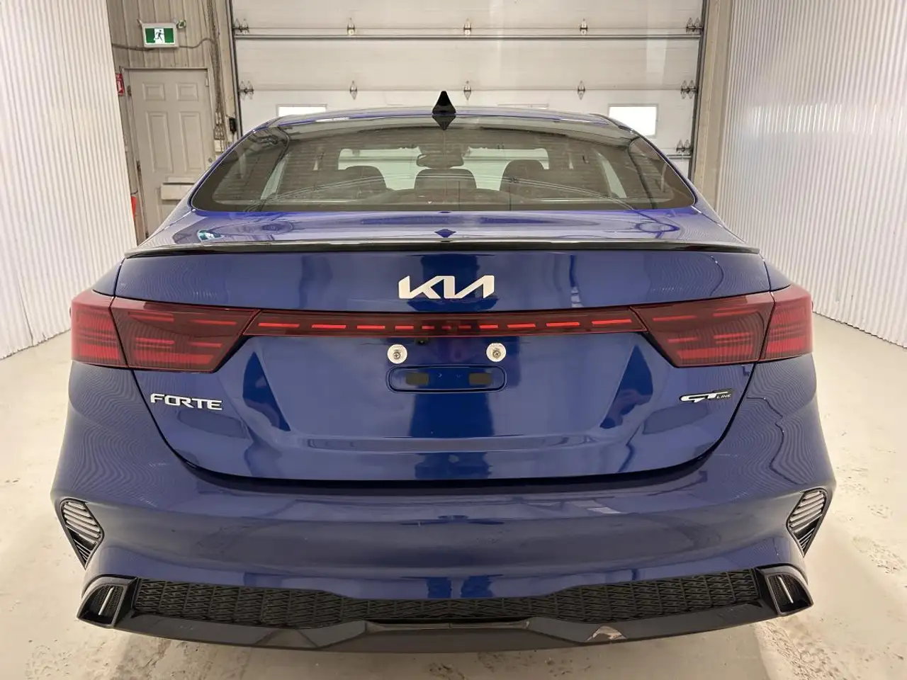 Kia Forte снимка Kia Forte