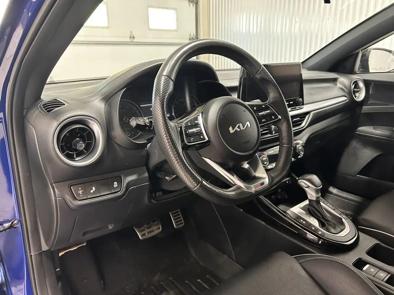 Kia Forte снимка Kia Forte