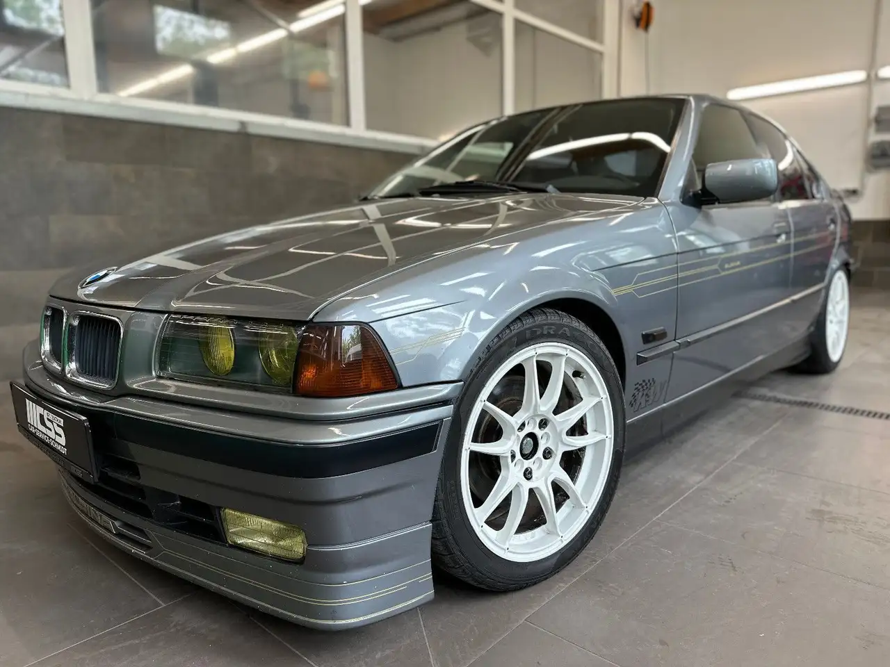 Alpina B6
