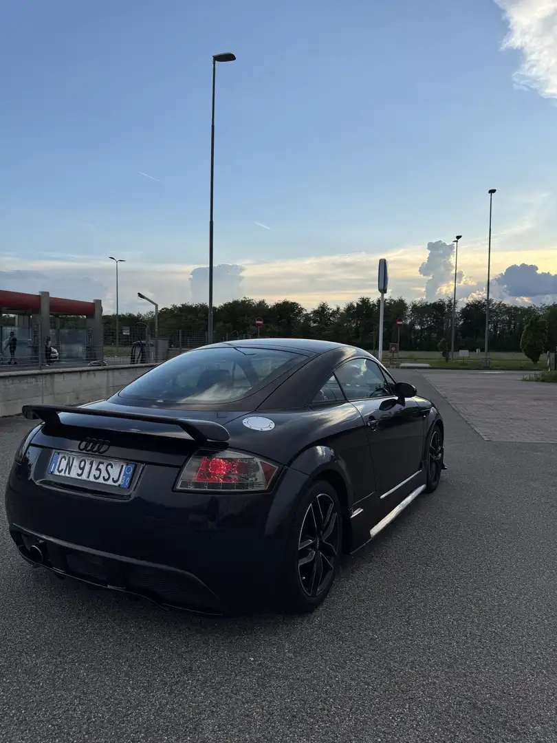 Audi TT 1.8T Nero - 2
