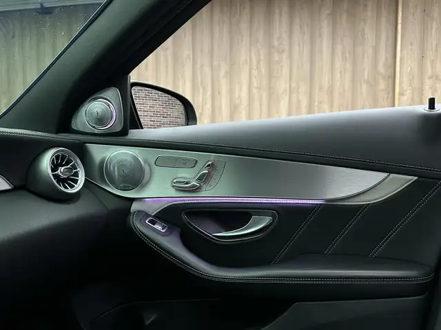 Mercedes-Benz C 63 Amg view 15