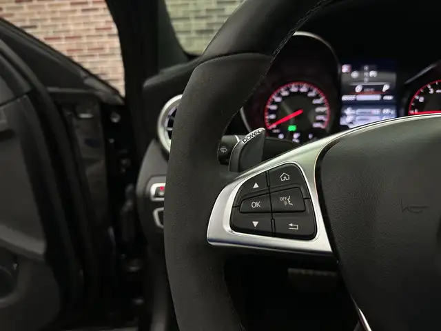 Mercedes-Benz C 63 Amg view 22