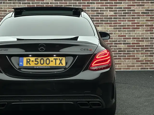 Mercedes-Benz C 63 Amg view 11