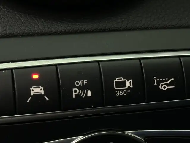 Mercedes-Benz C 63 Amg view 25