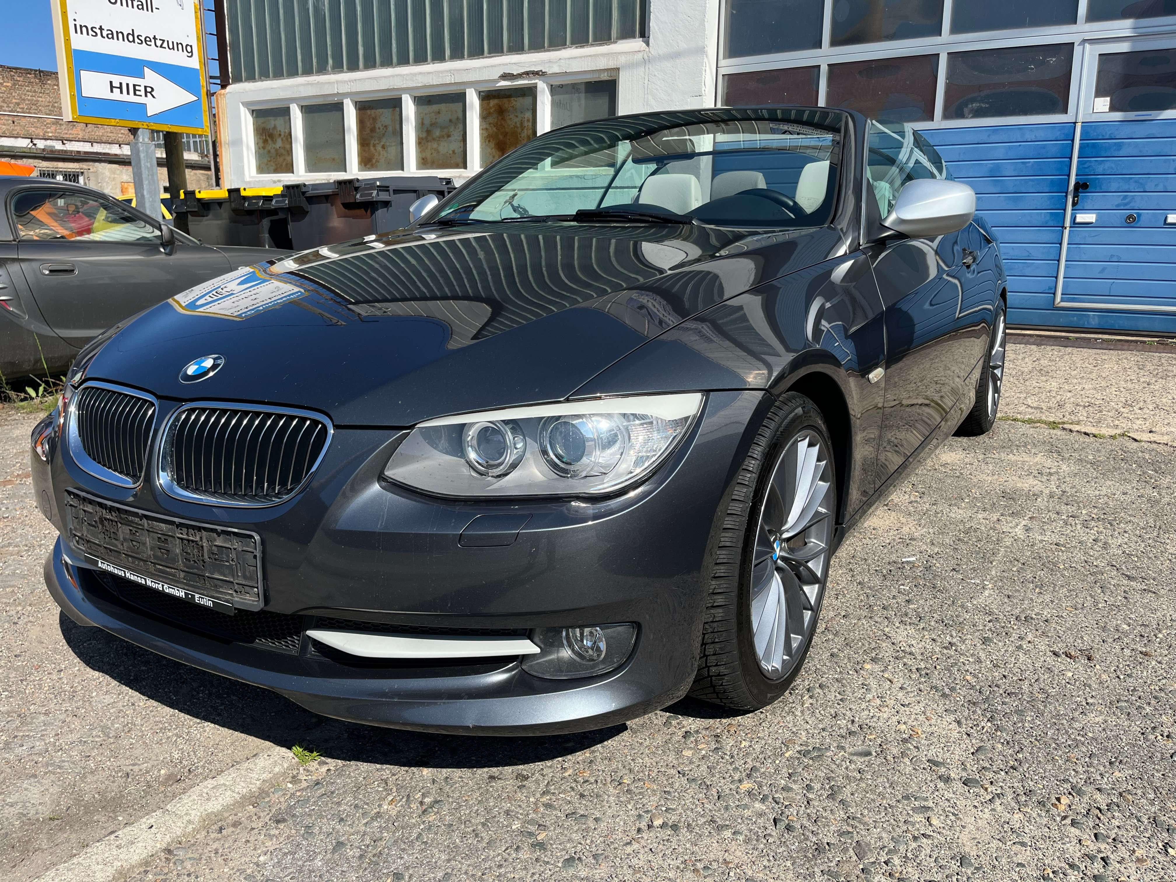 Second hand Bmw 3 Series 320