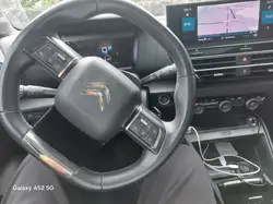 Citroen C4 155cv EAT 8 shine pack intérieur cuir ,très très bien