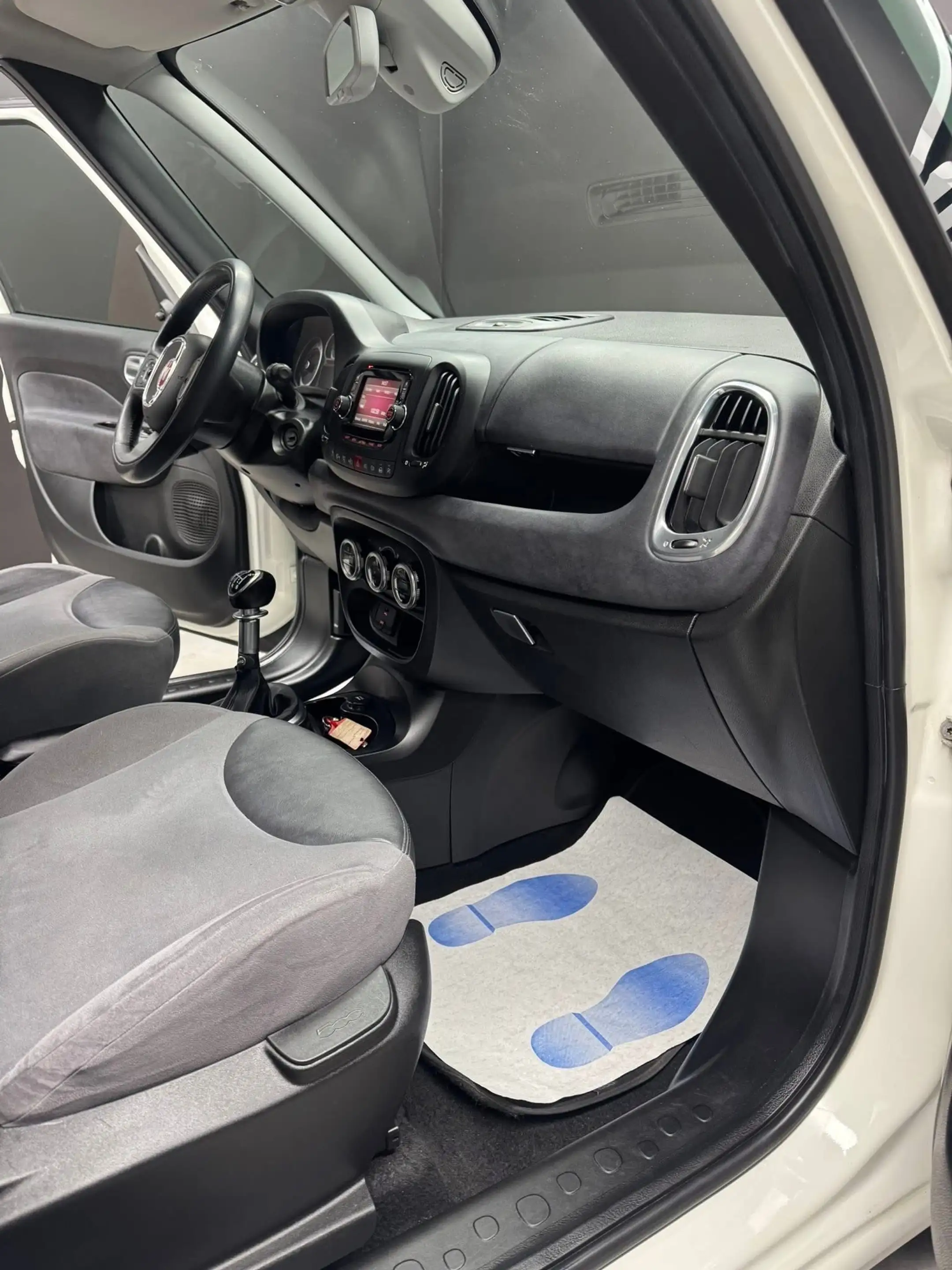 Fiat 500L 500L Living 1.6 Multijet 7 places *Garantie 12M* — photo 13