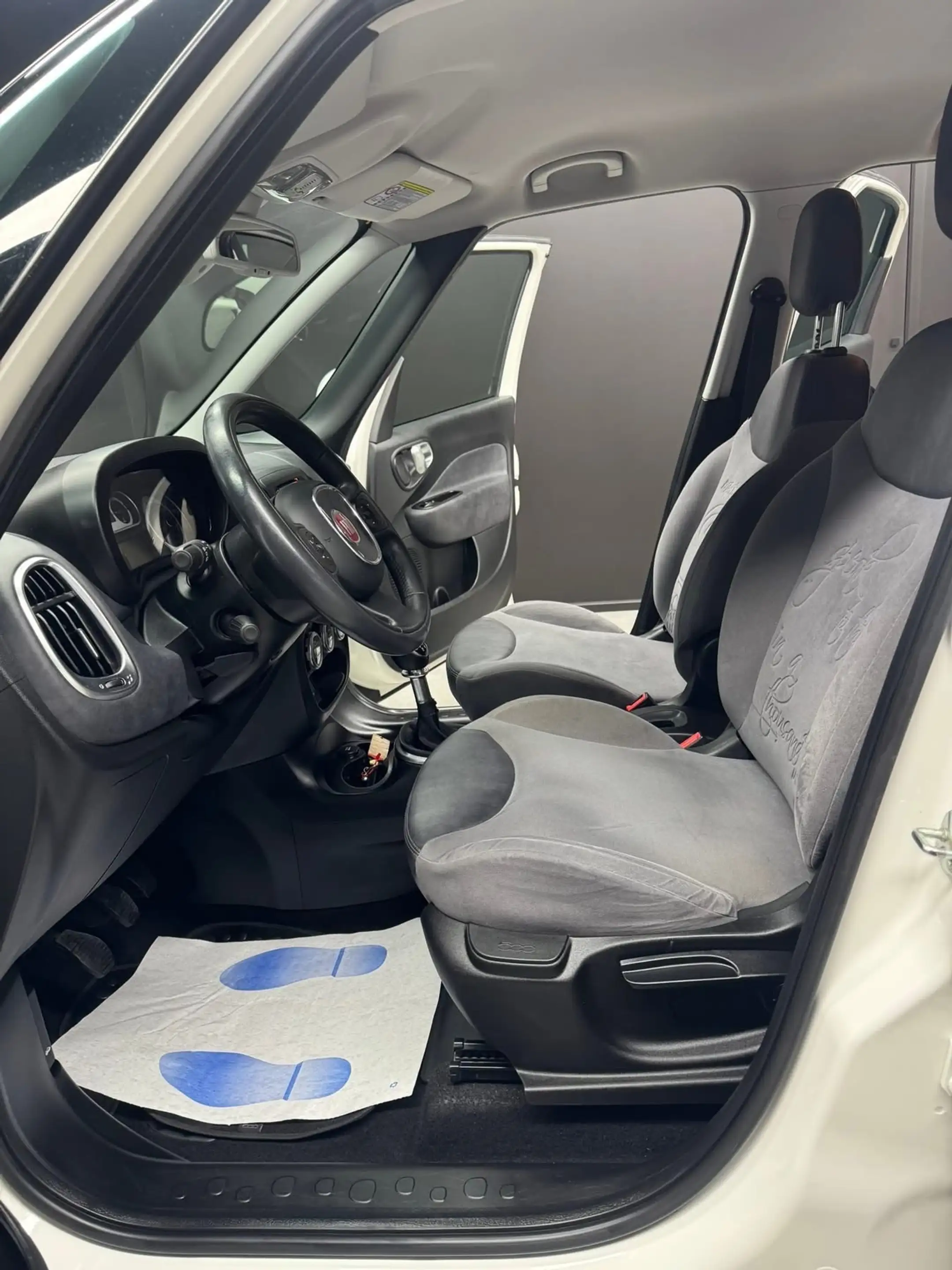 Fiat 500L 500L Living 1.6 Multijet 7 places *Garantie 12M* — photo 9
