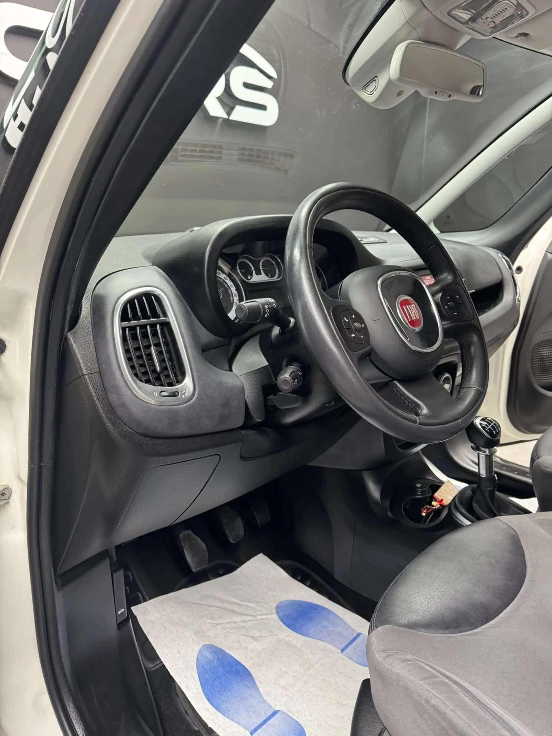 Fiat 500L 500L Living 1.6 Multijet 7 places *Garantie 12M* — photo 10