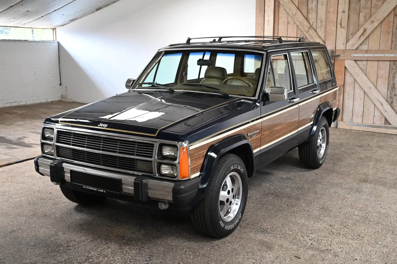 Jeep Wagoneer XJ - Wagoneer Just arrived Bleu - 2