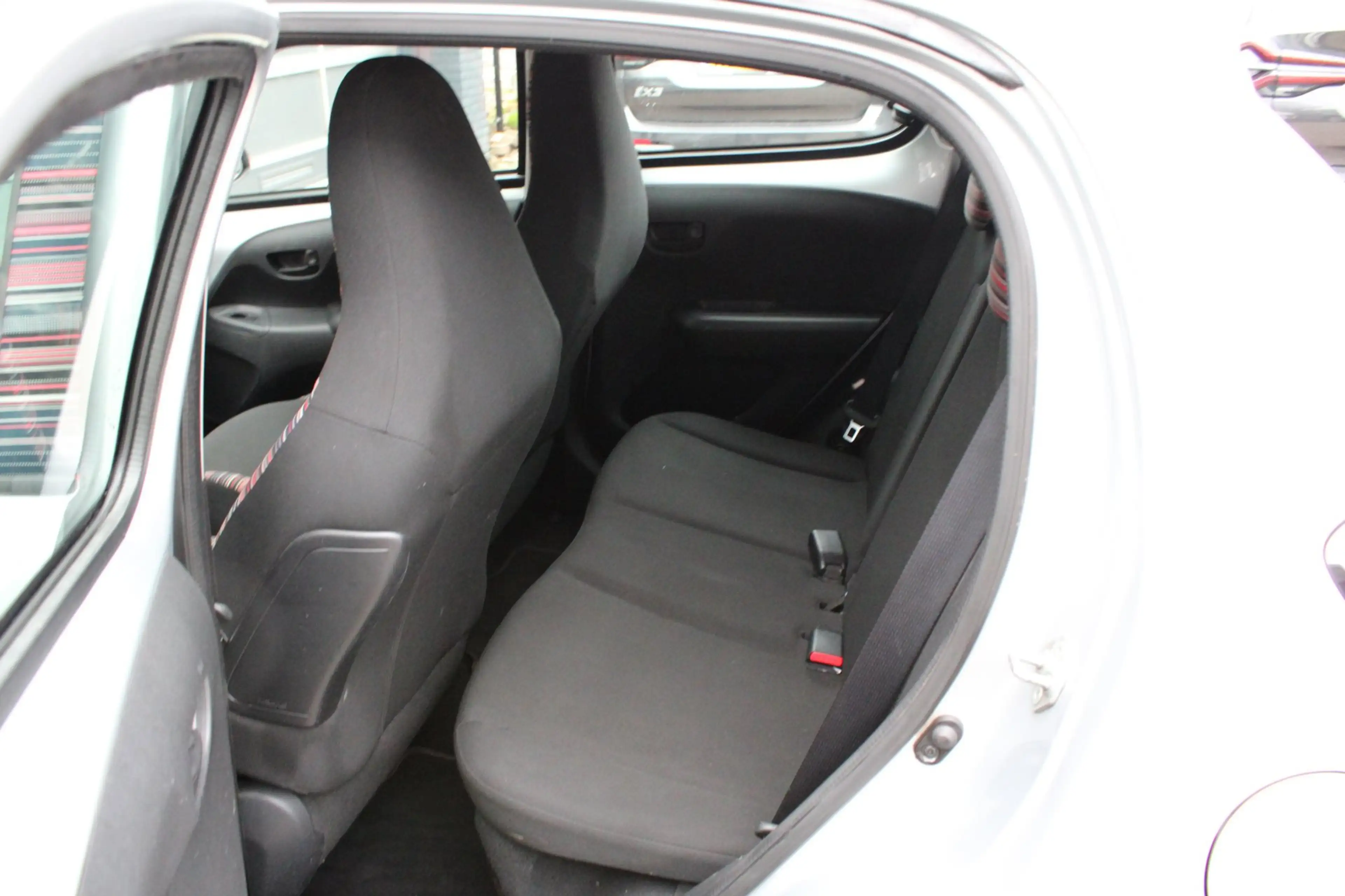 Citroen C1 1.2 PureTech Shine — photo 13