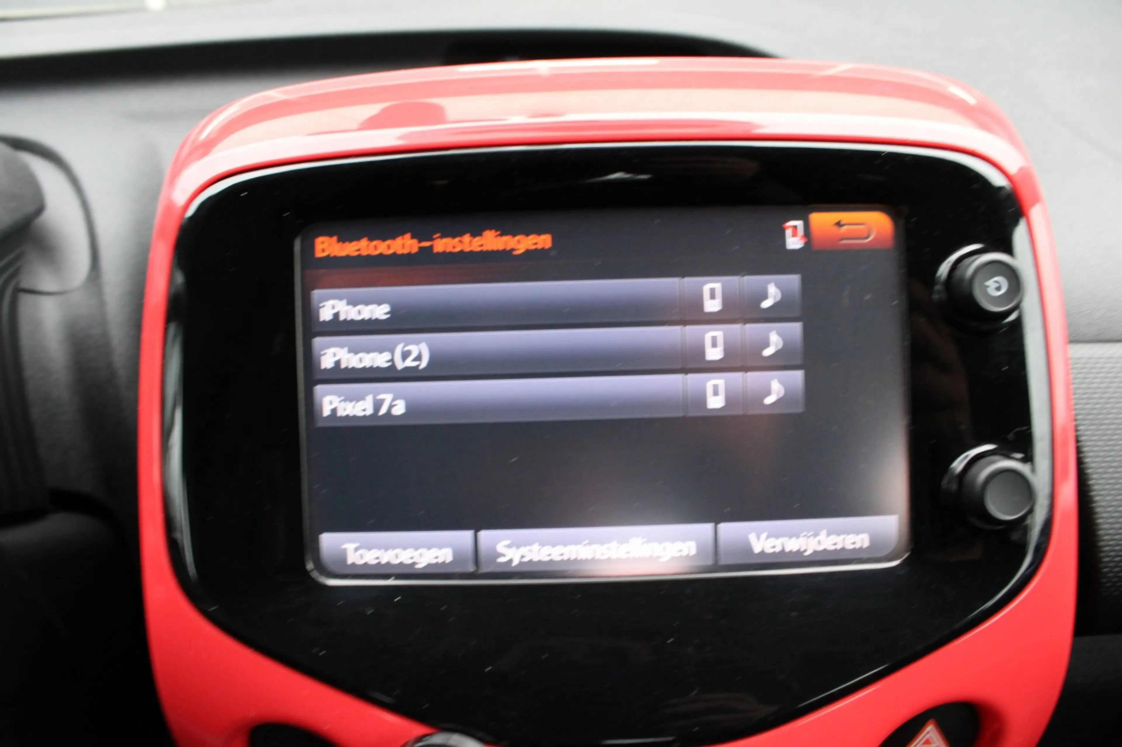 Citroen C1 1.2 PureTech Shine — photo 21