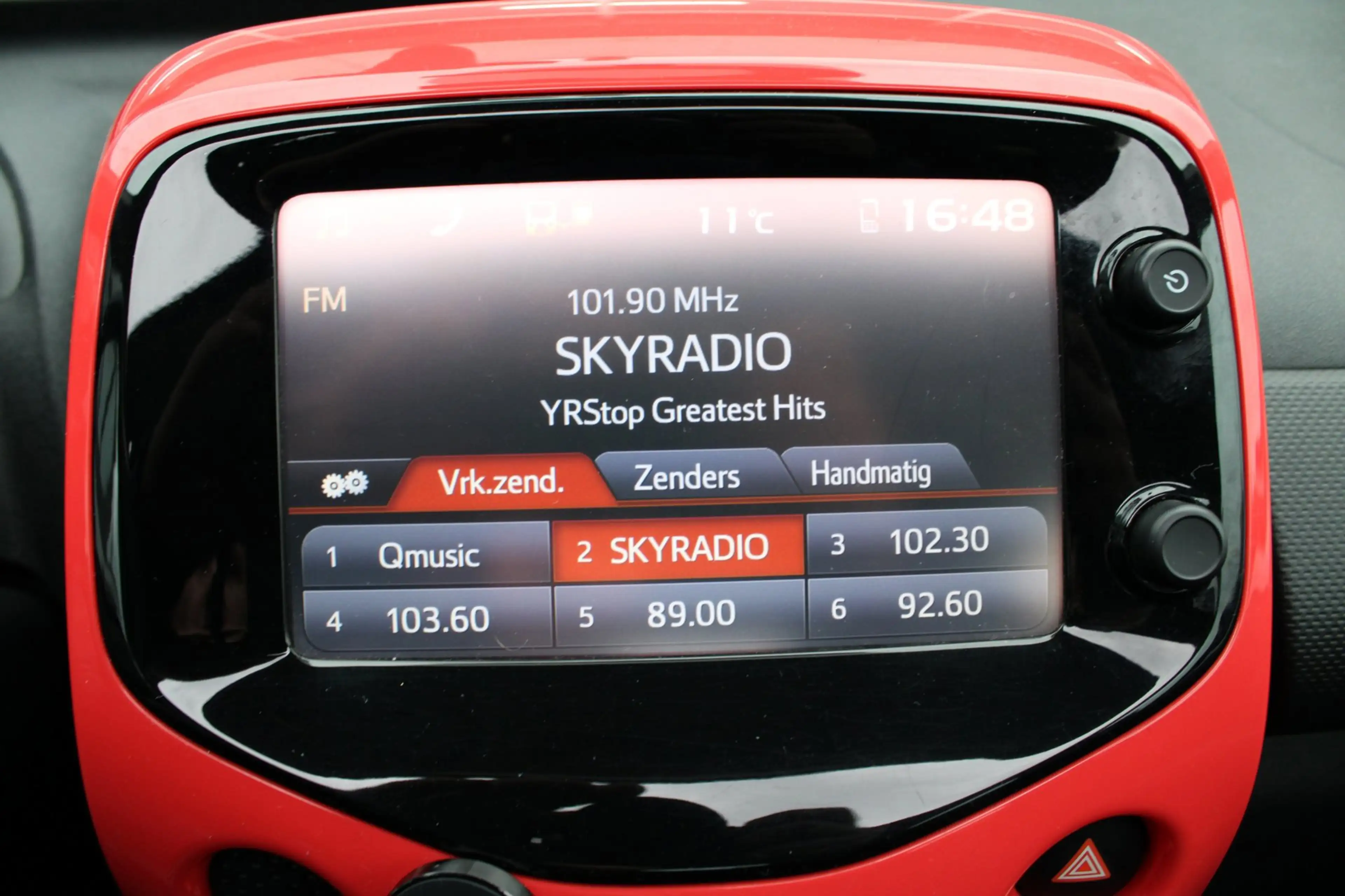 Citroen C1 1.2 PureTech Shine — photo 20