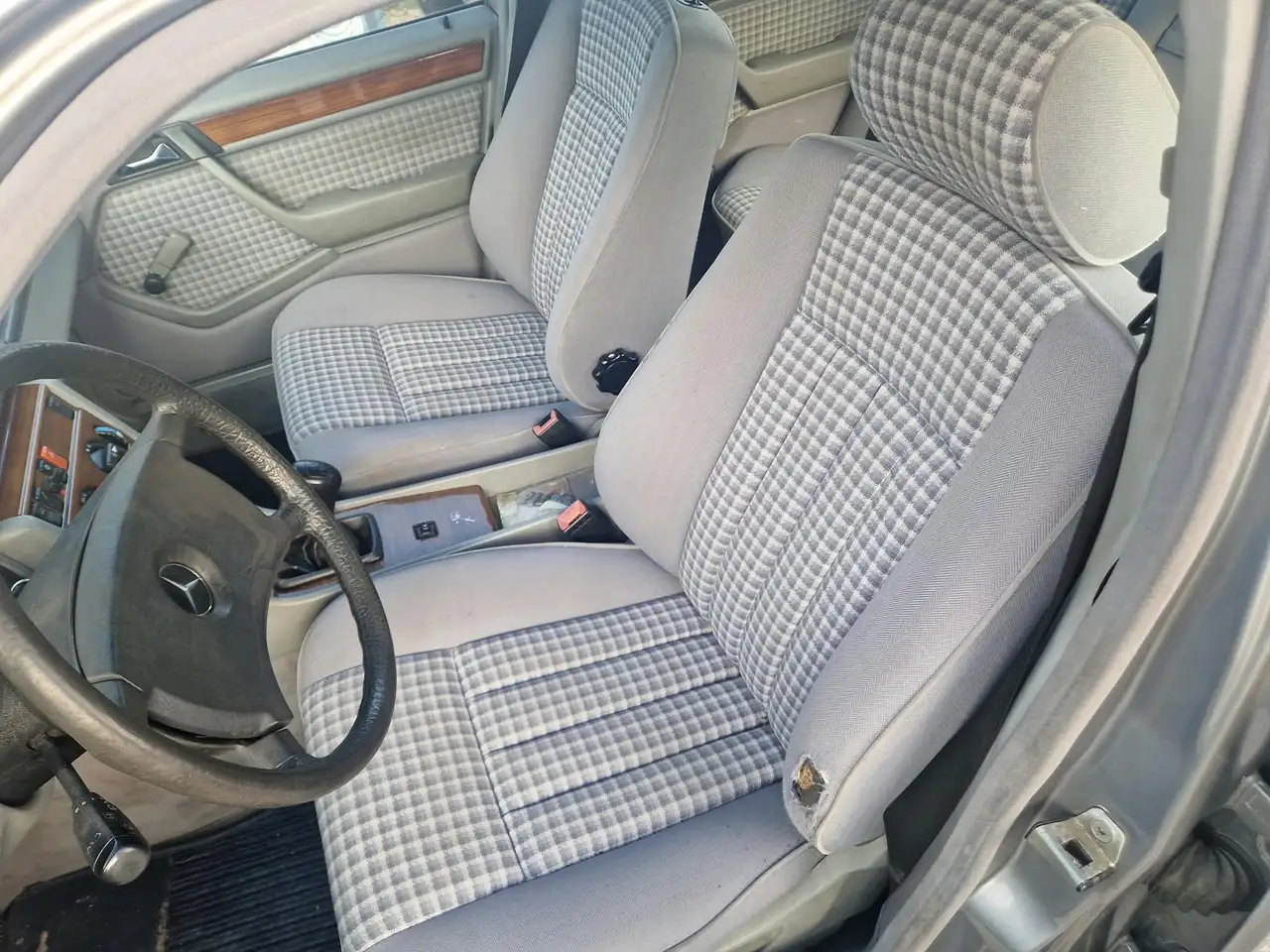 Mercedes-Benz E 250 DieseL . Kein TÜV ..........H KENNZEICHEN, foto 11