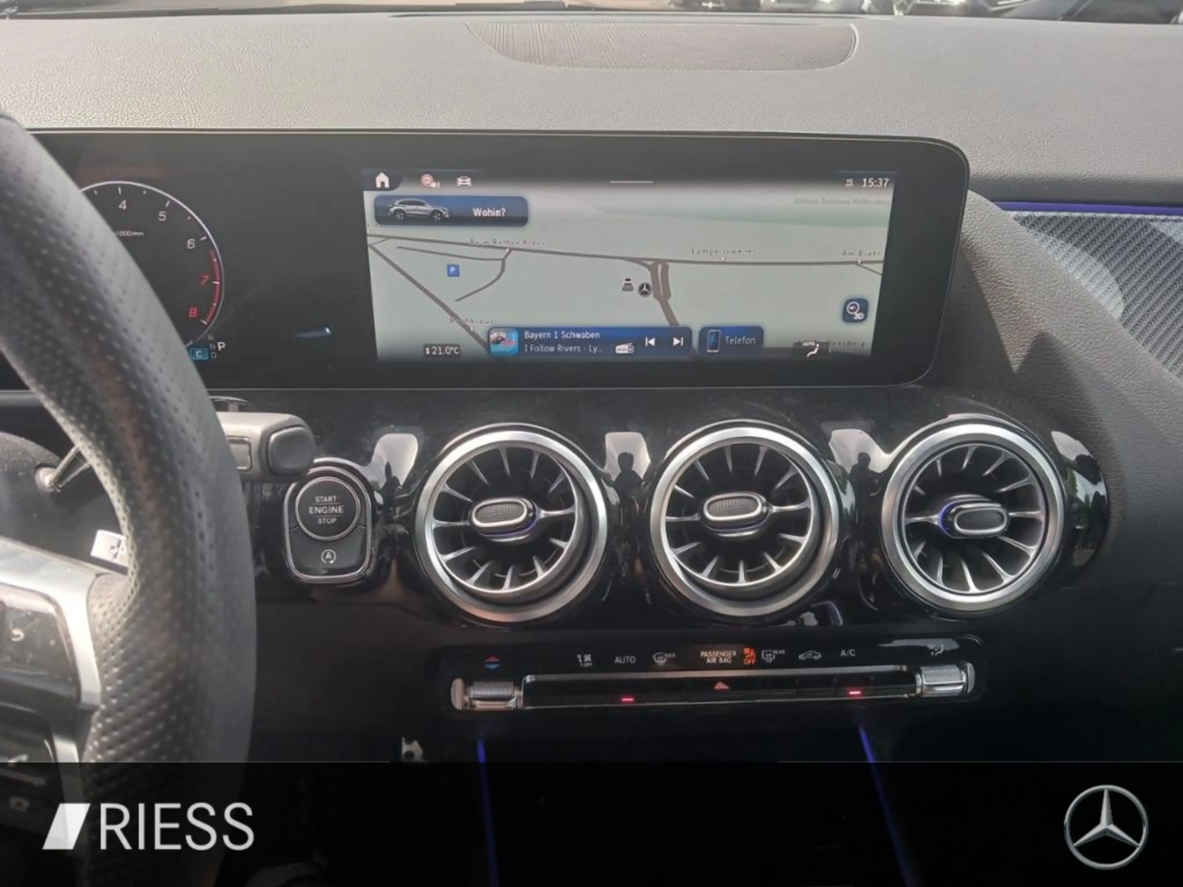 Mercedes-Benz GLA 220 4MATIC AUT Kam. KeyLess KlimaA LED LM — photo 9