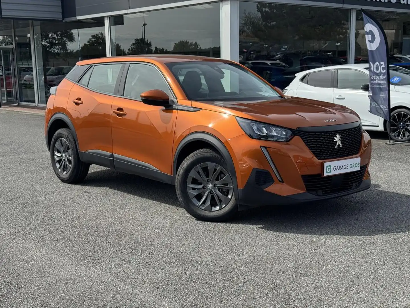 Peugeot 2008 PureTech 100 S&S BVM6 Active Pack Orange - 1