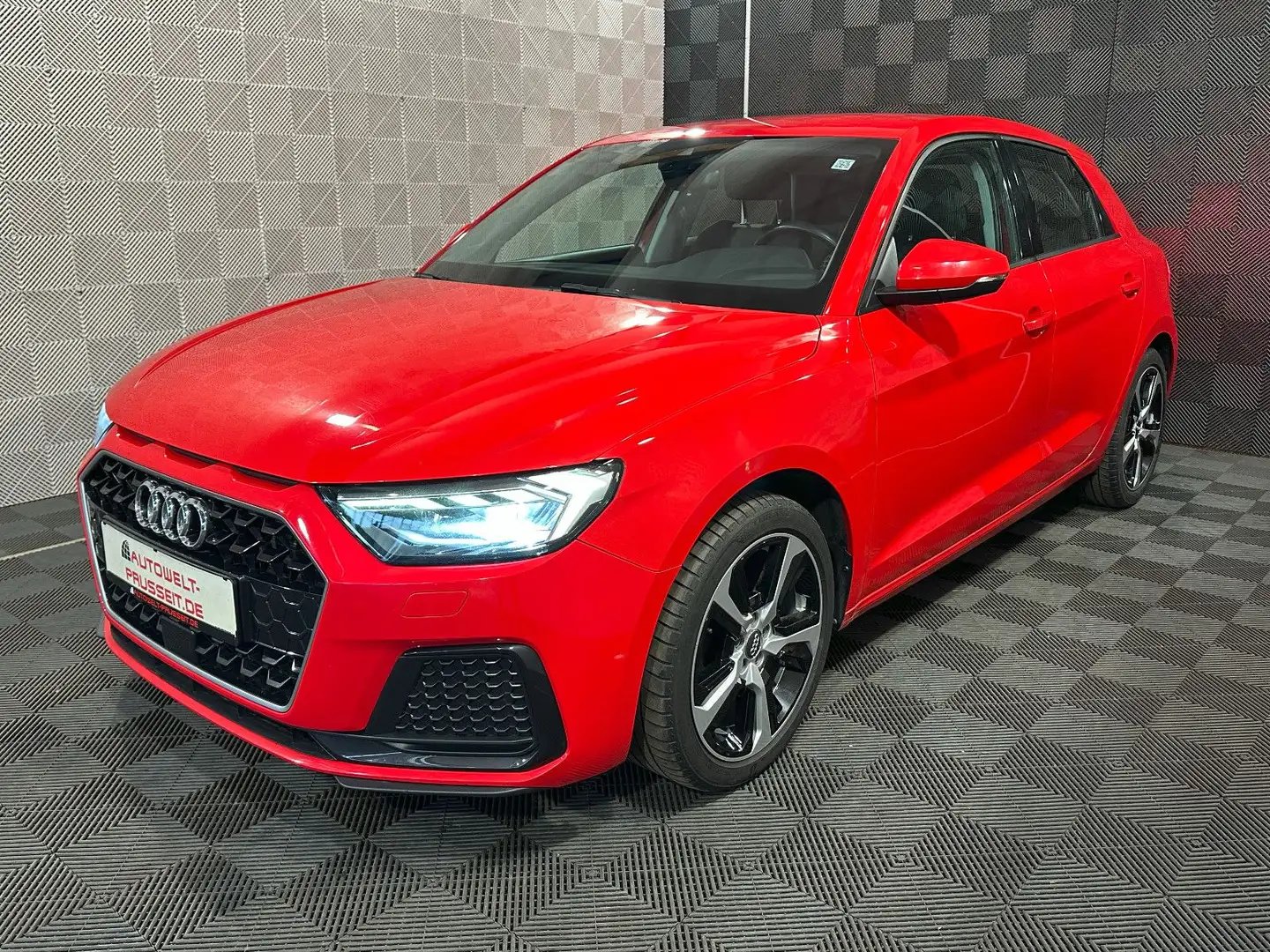 Audi A1 Sb. 30 TFSI*ADVANCED*LED-TEMPO-DSP-PDC-SPUR Rot - 2