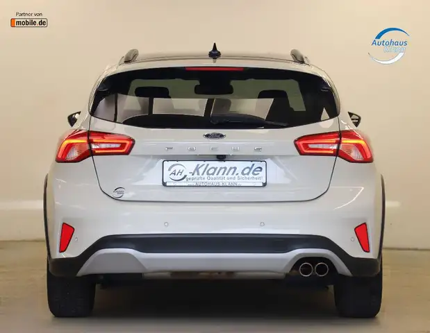 Ford Focus view 7