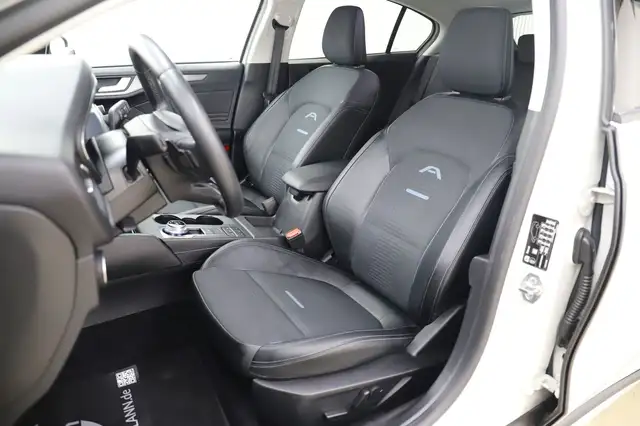 Ford Focus view 9