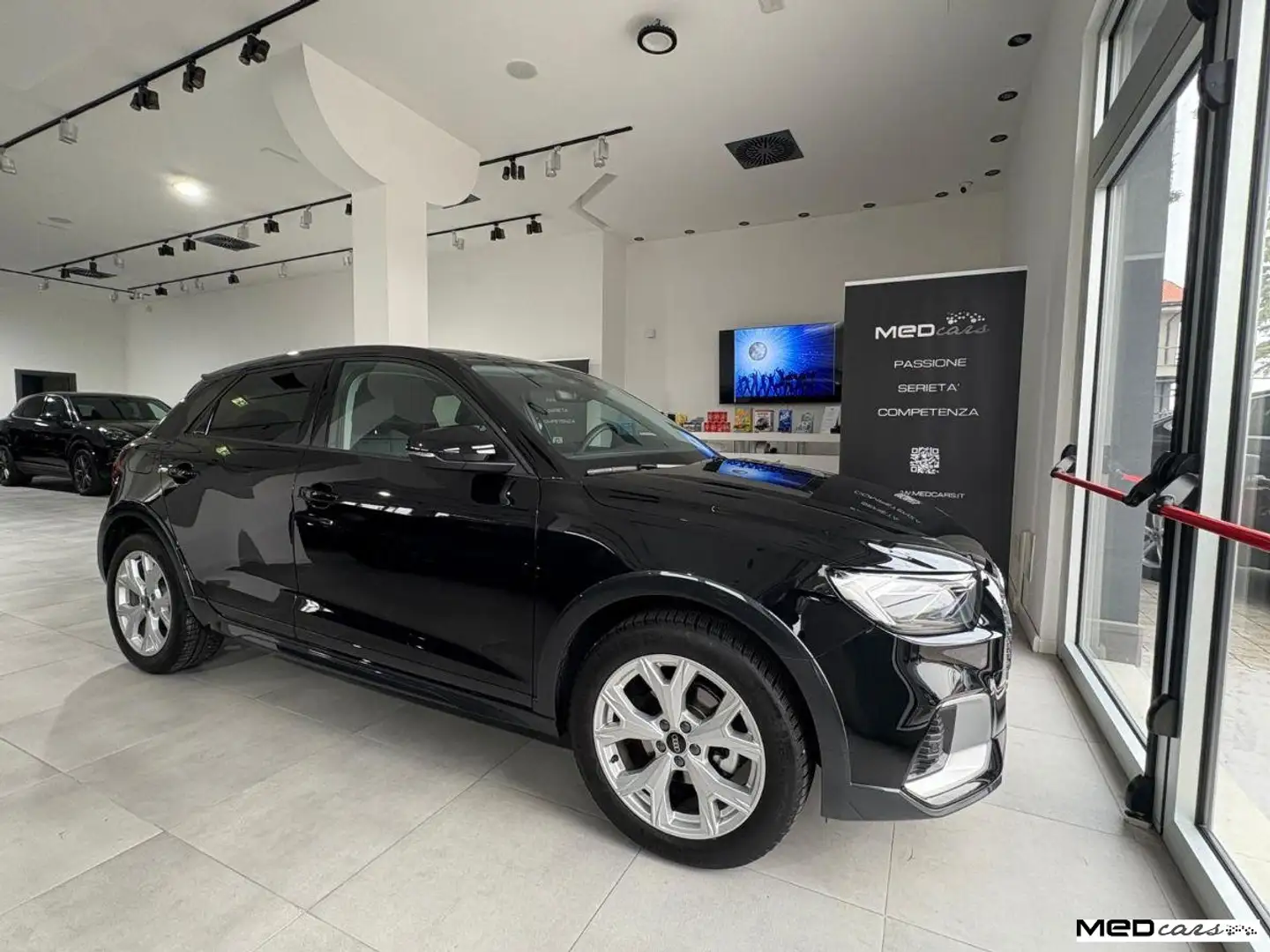 Audi A1 Allstreet 30 TFSI S-TRONIC / GARANZIA AUDI / KM. 4 Schwarz - 2