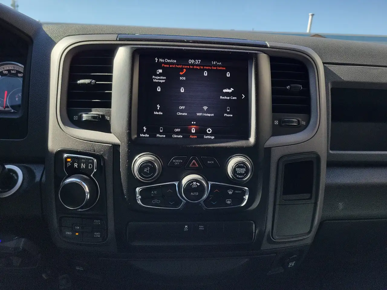RAM 1500 снимка RAM 1500
