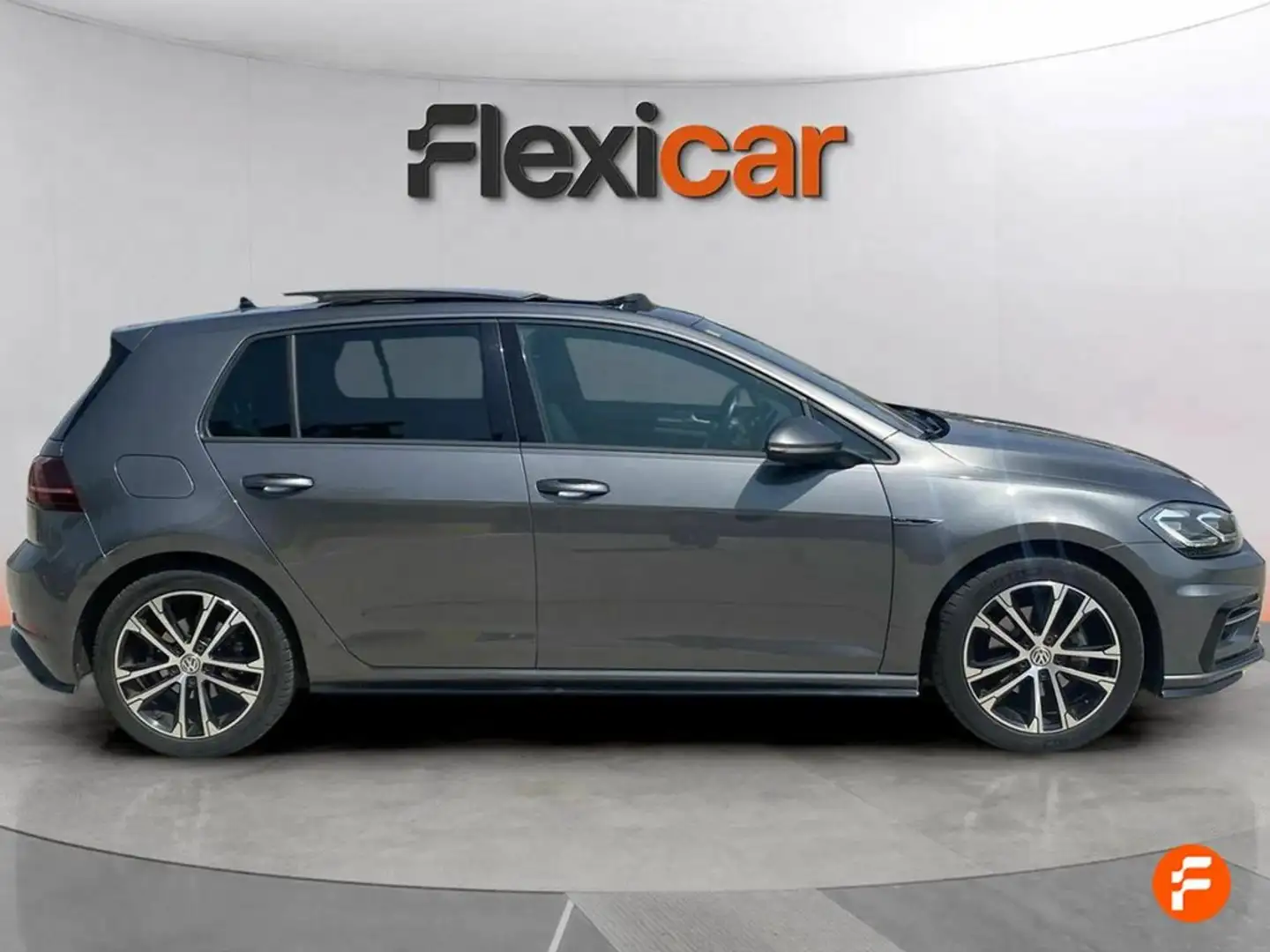 Volkswagen Golf Sport R-Line 1.5 TSI 110kW (150CV) DSG Amarillo - 2
