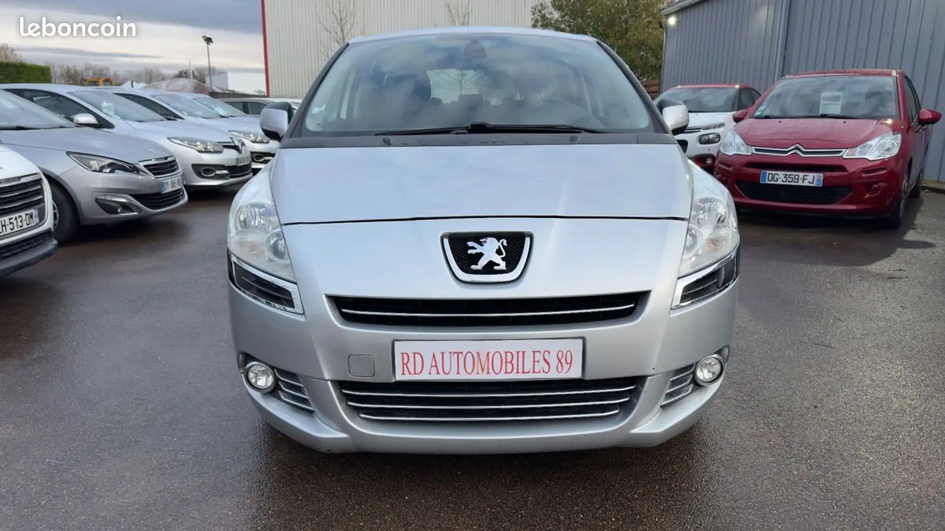 Peugeot 5008 1.6 HDI 112 CH Premium 7 PLACES Gris - 2