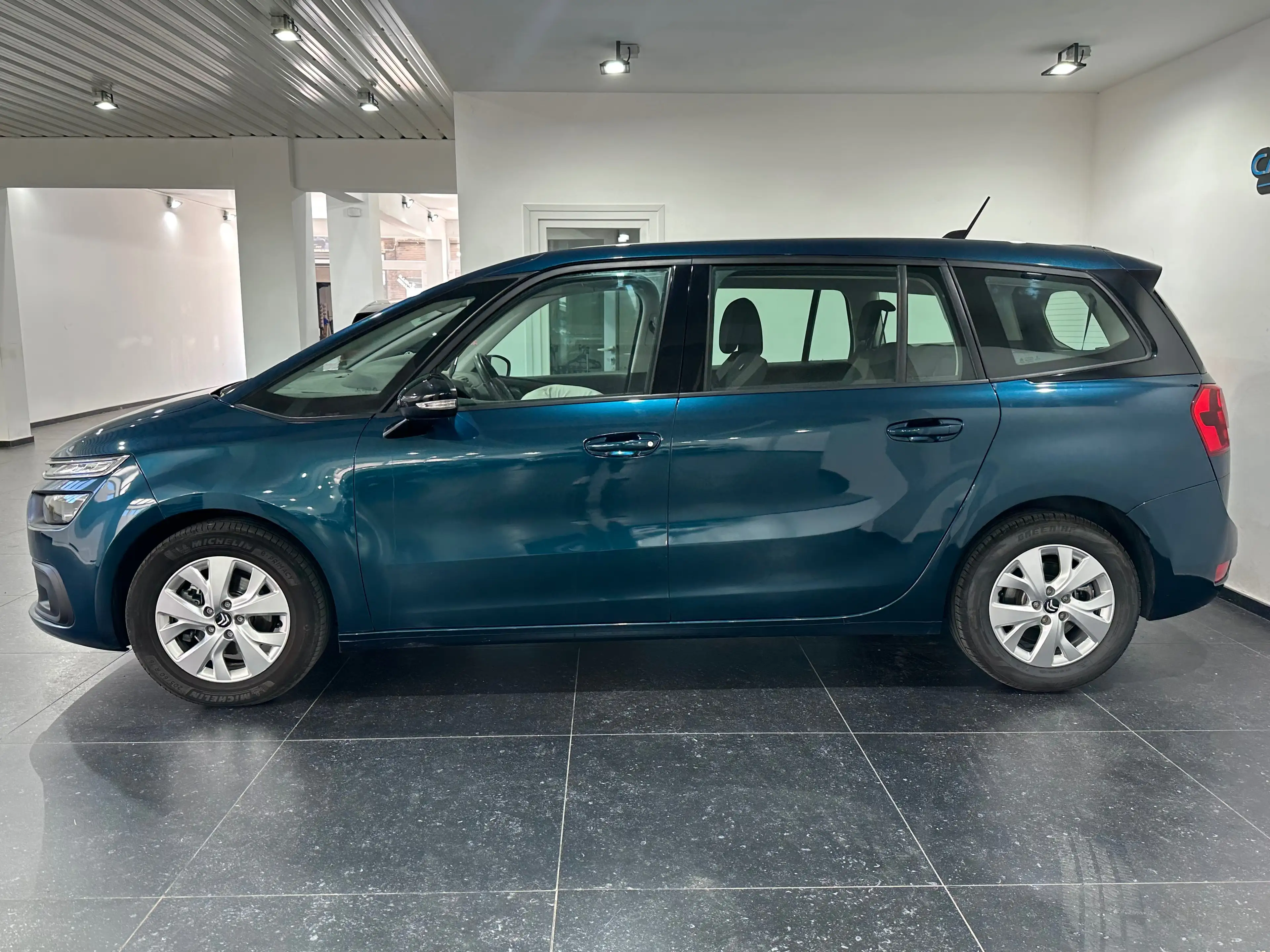 Citroen C4 SpaceTourer C4 Spacetourer //7PLACES//NAVIGATION//BOITE AUTO// — photo 7