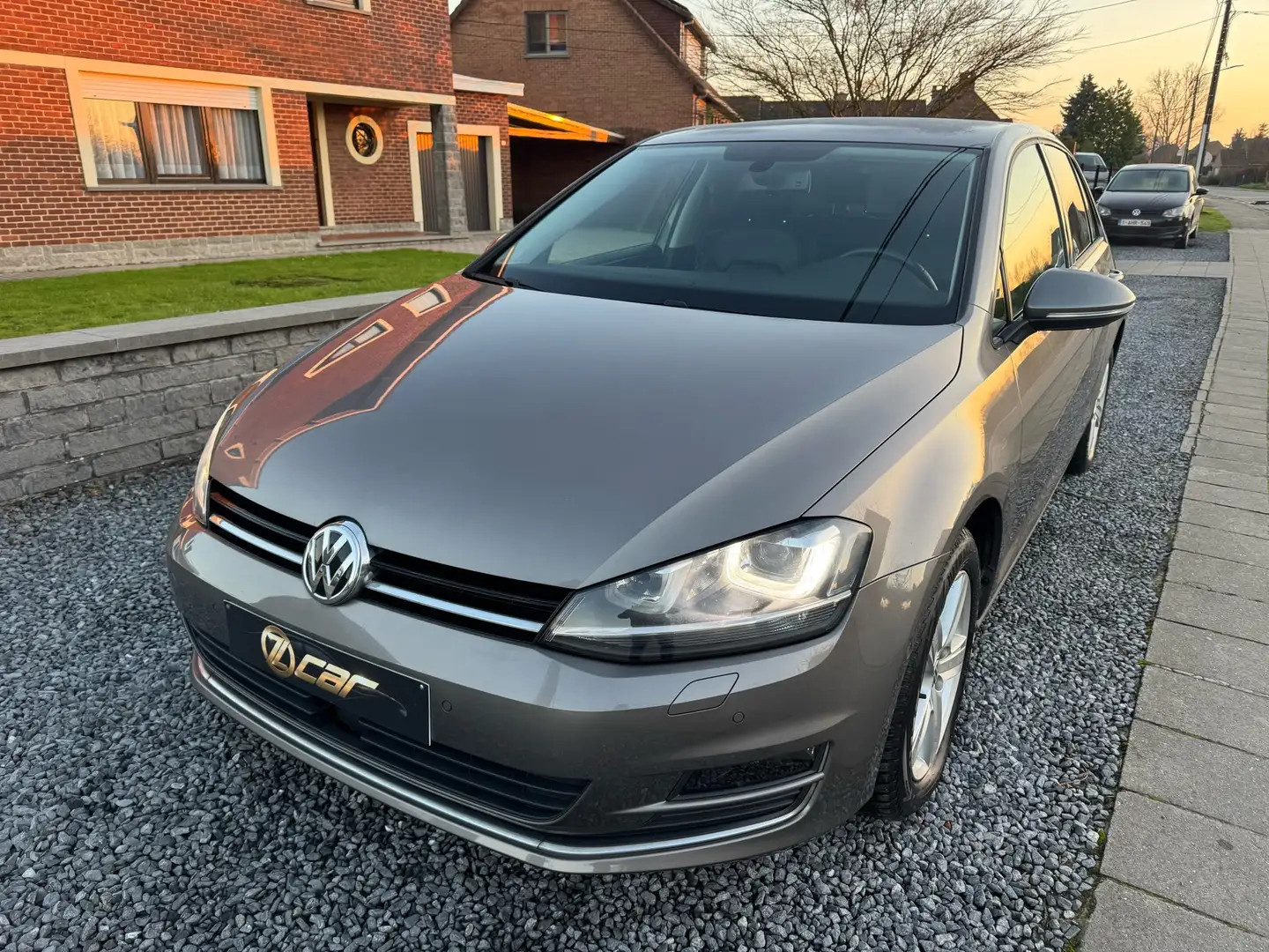 Volkswagen Golf 1.6 CR TDi Highline NAVI/CUIR/XENON/GARANTIE 1 AN Grijs - 1