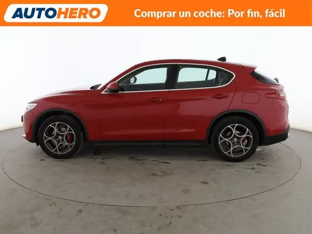 Alfa Romeo Stelvio view 3