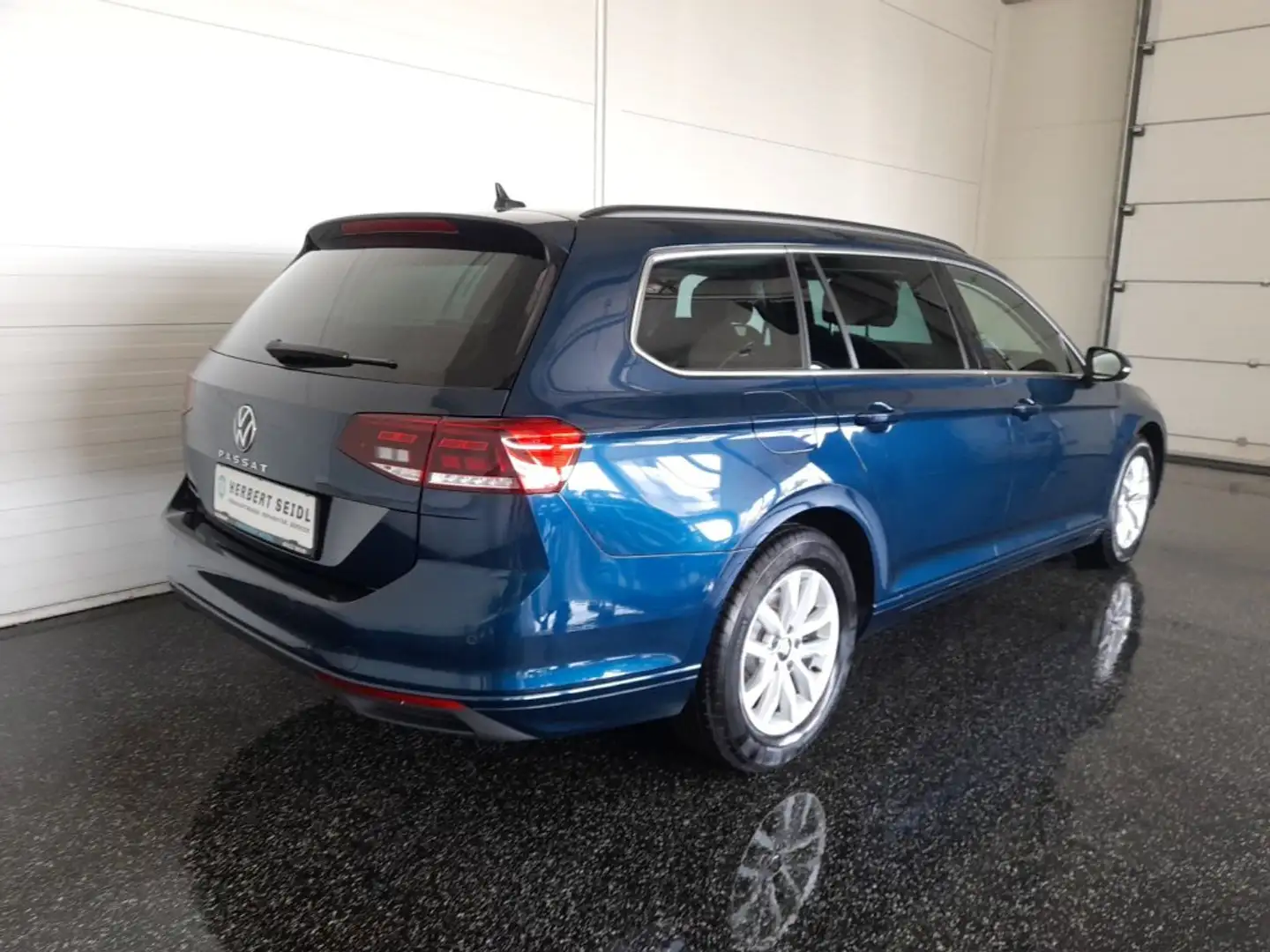 Volkswagen Passat Variant BUSINESS 2,0 TDI DSG *VOLL-LED / NAVI / AHV & KAMERA / ACC / SPORT MASSAGESITZ / VERKEHRSZEICHENASSIST* Blau - 2