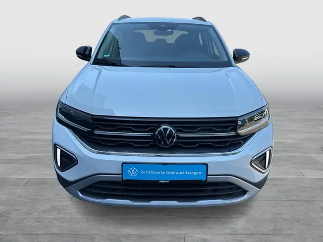 Volkswagen T-Cross view 8