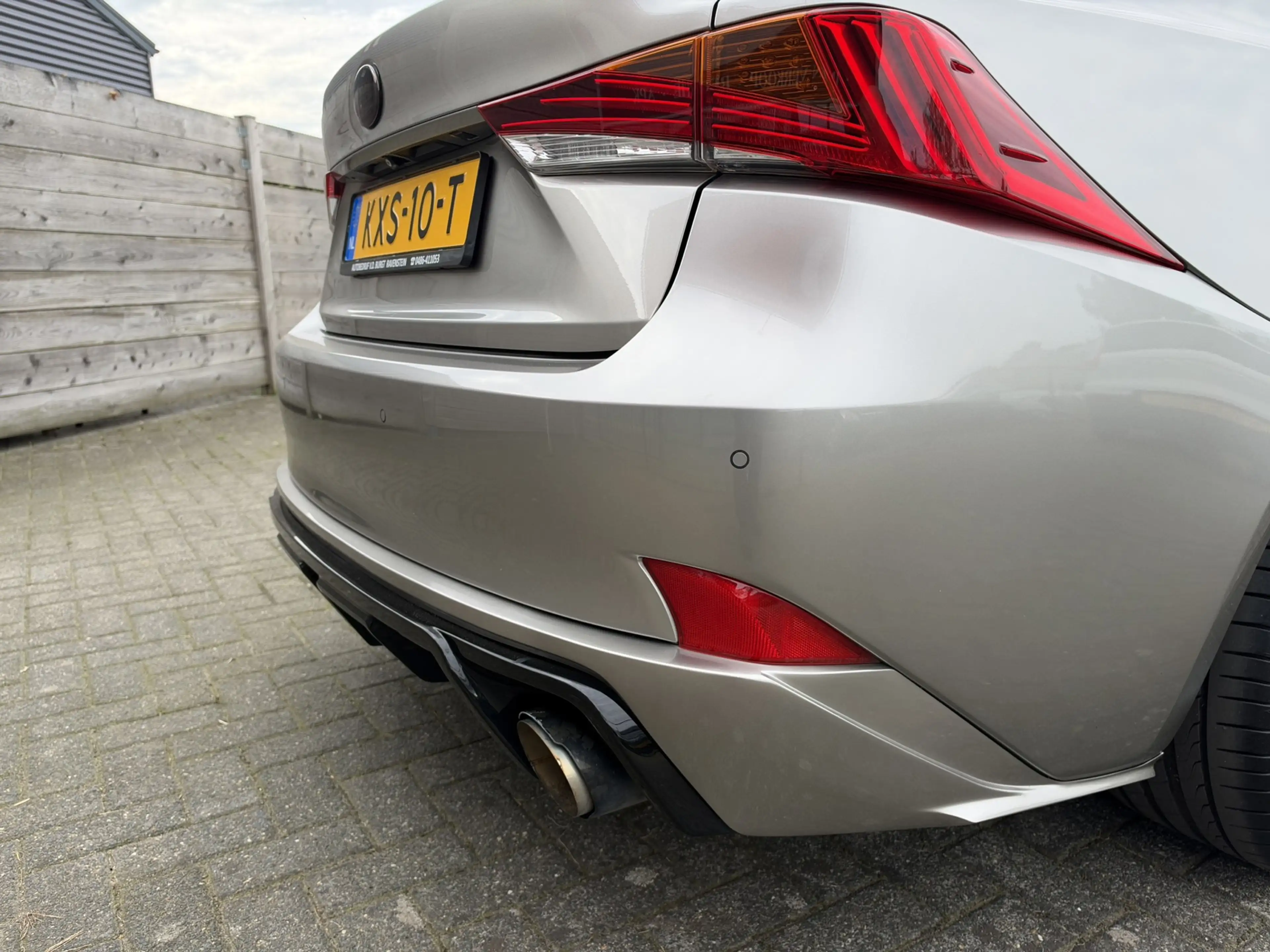 Lexus IS 300 300h Hybrid Business Line — photo 7