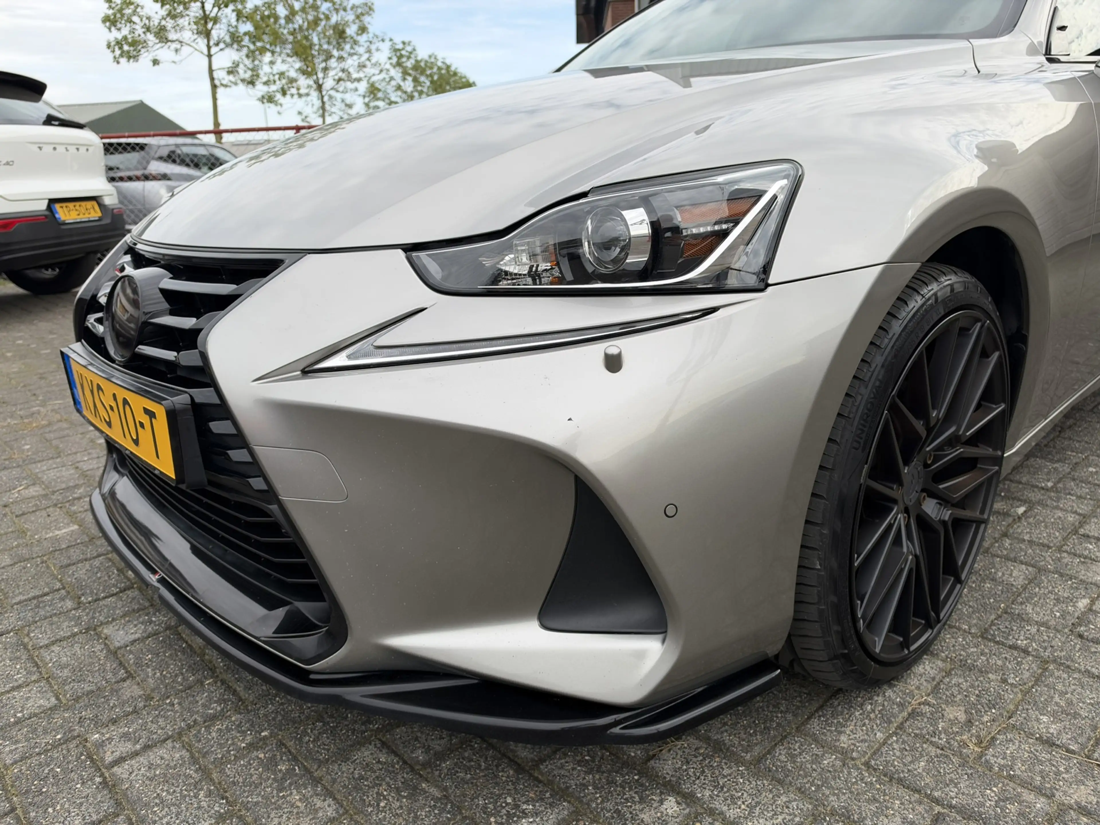 Lexus IS 300 300h Hybrid Business Line — photo 5