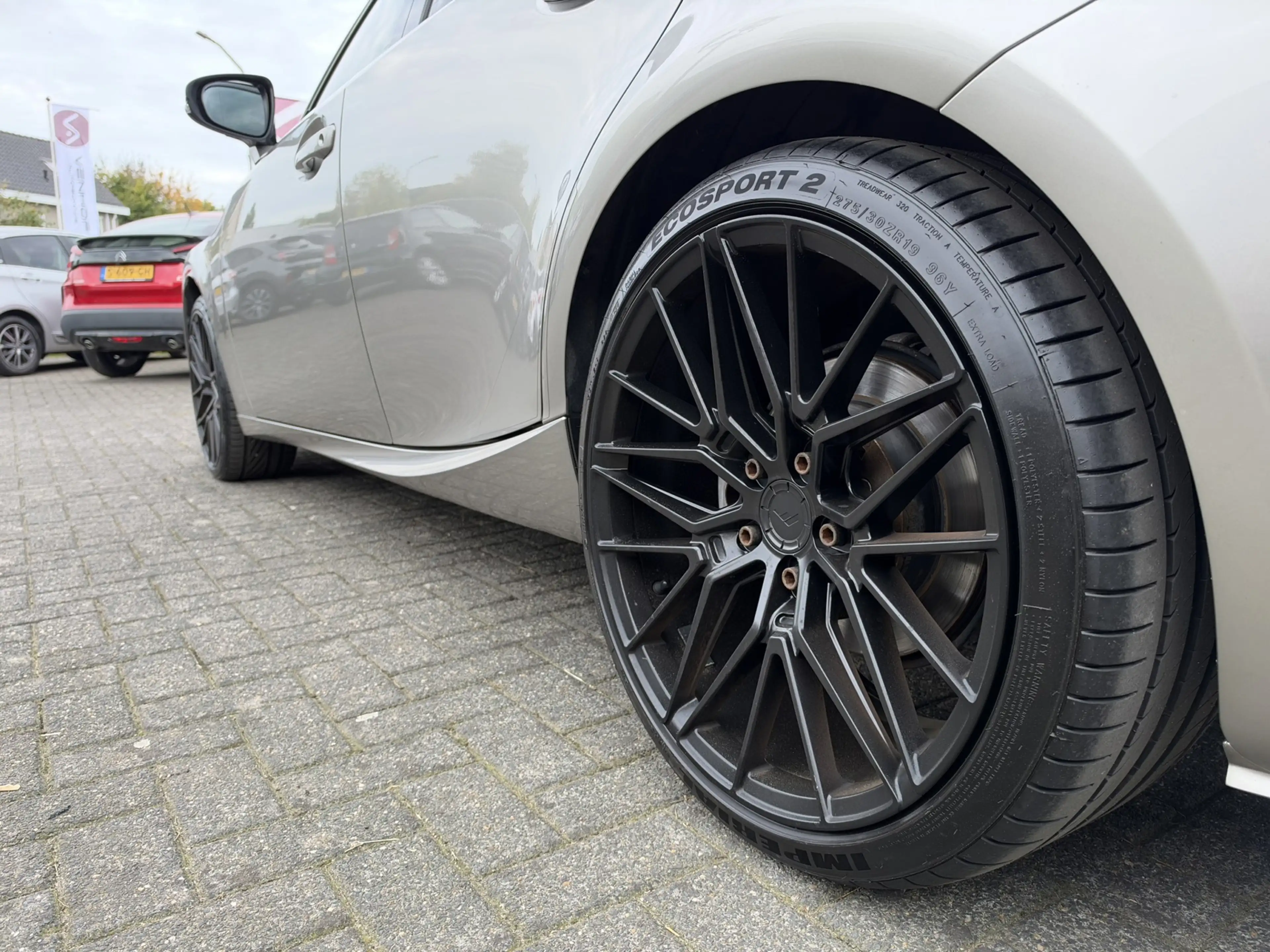 Lexus IS 300 300h Hybrid Business Line — photo 6