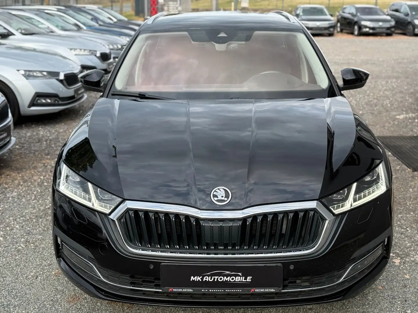 Skoda Octavia Style 2.0 DSG*ACC*MATRIX:HUD:RFK:AHK Schwarz - 1