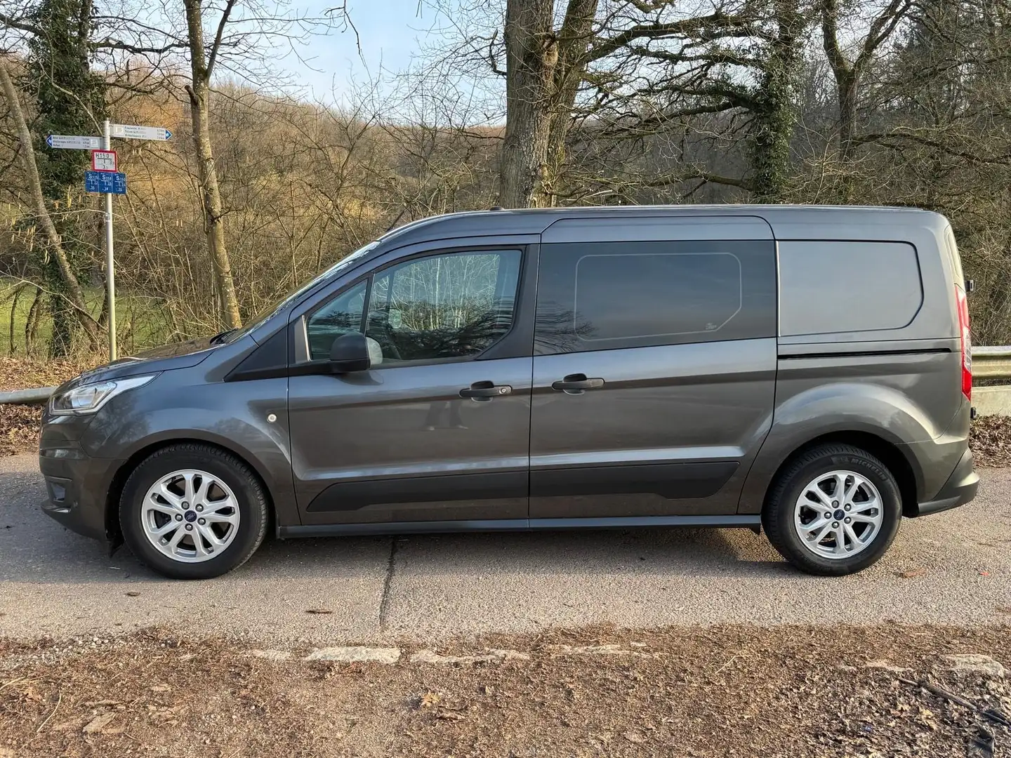 Ford Tourneo Connect Grand 1.5 L EcoBlue - 2